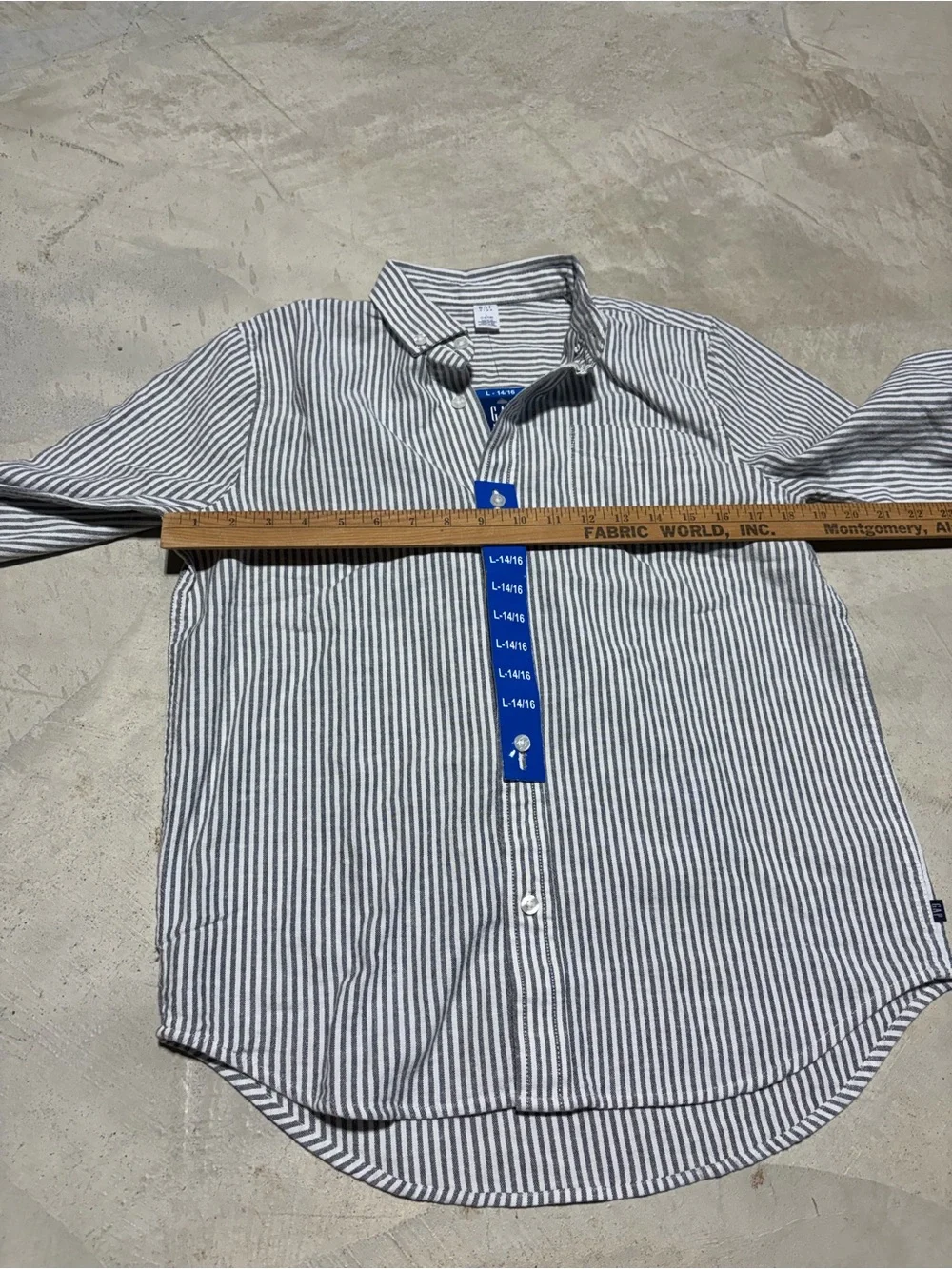 GAP kids NWT Blue and White Striped Button-Down OXFORD Shirt L 14/16